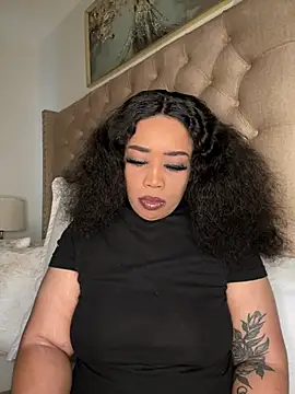 CAMMII  online show from February 18, 2026, 11:06 am