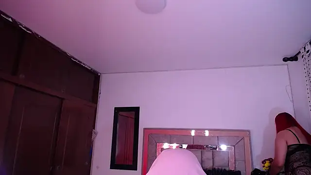 salomecastro  online show from February 5, 2025, 3:02 am