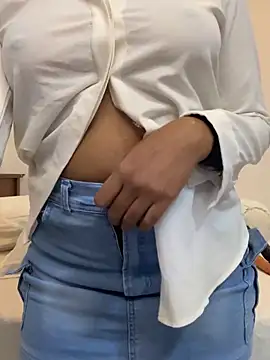 angelwavy online show from November 29, 2025, 9:34 am