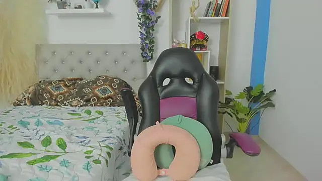 Gaby ortis online show from December 16, 2024, 1:53 am