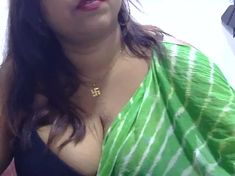 ROSEE MERRYYYY online show from February 21, 2026, 6:53 pm