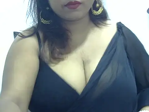 ROSEE MERRYYYY online show from February 28, 2026, 5:47 pm