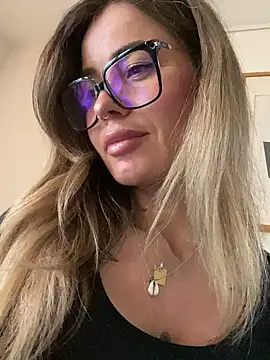 Etwas neugierig online show from December 19, 2024, 9:18 am