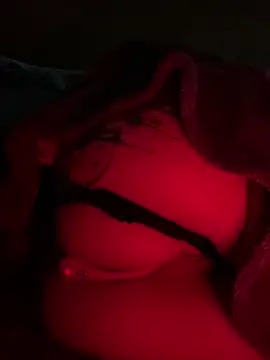 Etwas neugierig online show from February 24, 2025, 11:41 pm