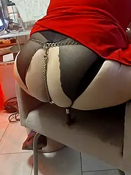 Snapshot of ivanperistil chatting on January 11, 2026, 9:47 am ivanperistil online show from January 11, 2026, 9:47 am