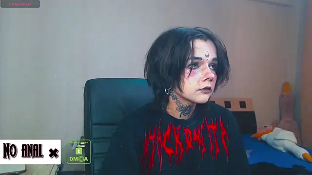 Dark  Elf online show from October 14, 2025, 9:26 pm