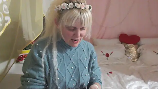 SunnySylvia online show from March 26, 2026, 6:13 pm