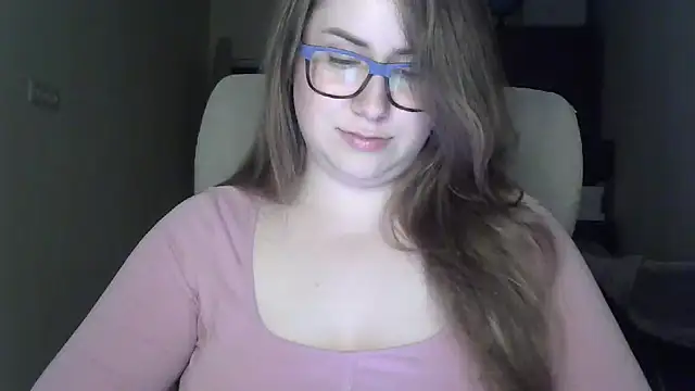 SeasonalSomeone online show from June 27, 2026, 10:26 pm