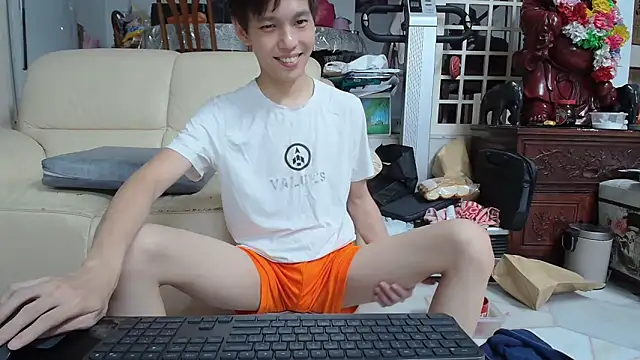 andrewooi online show from December 31, 2024, 1:41 pm