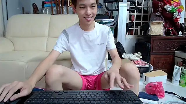 andrewooi online show from March 1, 2025, 7:41 am