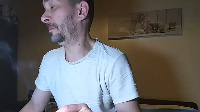 Snapshot of Ethangay chatting on May 14, 2026, 4:14 pm Ethangay online show from May 14, 2026, 4:14 pm
