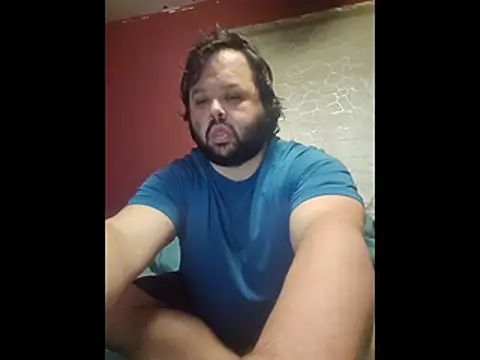 Strongbutgentle36 online show from May 13, 2026, 4:32 am