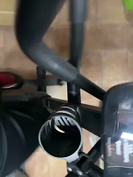 Snapshot of longqwert chatting on January 6, 2026, 1:20 am longqwert online show from January 6, 2026, 1:20 am