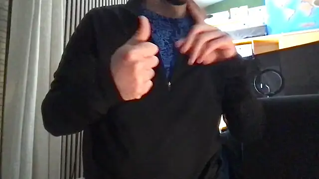 Snapshot of longqwert chatting on March 26, 2026, 11:38 am longqwert online show from March 26, 2026, 11:38 am