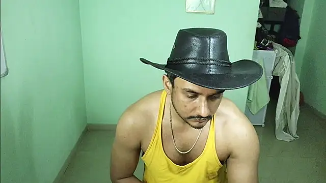 Snapshot of daringcutie chatting on January 6, 2026, 10:23 pm daringcutie online show from January 6, 2026, 10:23 pm