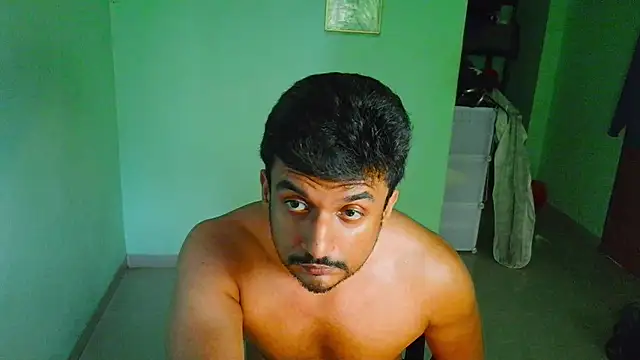 Snapshot of daringcutie chatting on April 24, 2026, 7:22 am daringcutie online show from April 24, 2026, 7:22 am