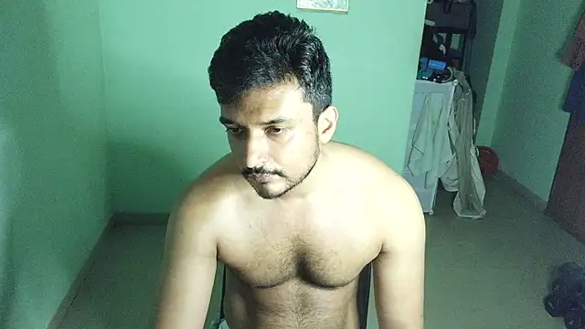 Snapshot of daringcutie chatting on May 22, 2026, 12:29 am daringcutie online show from May 22, 2026, 12:29 am