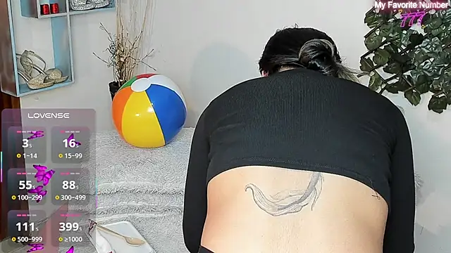 DestinyHills online show from March 28, 2026, 12:27 pm