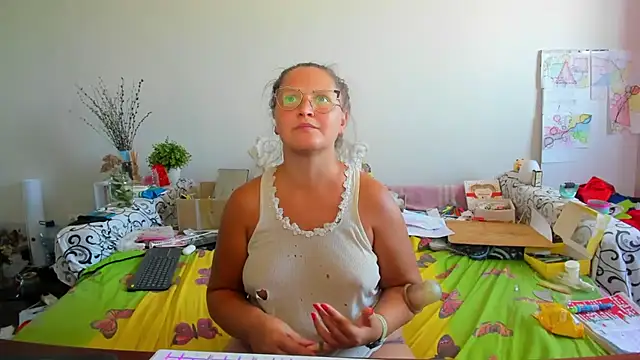 IamYourNarcotic online show from September 23, 2025, 12:08 pm