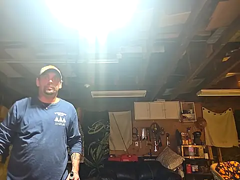 canadacockinme online show from October 5, 2025, 4:00 am