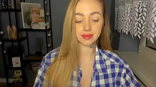 sexyCoralie online show from December 16, 2024, 11:01 am