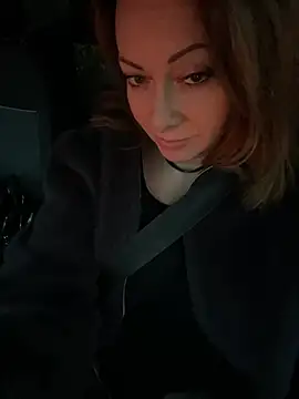 Alice Sweetyyy online show from December 29, 2024, 1:06 pm