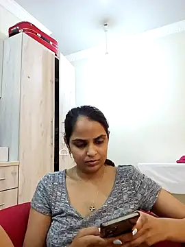 DirtySnowball69 online show from December 6, 2024, 5:33 pm