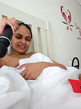 DirtySnowball69 online show from December 10, 2024, 1:22 pm