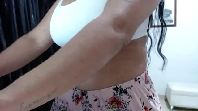 venuz mendoza20 online show from September 18, 2025, 1:46 pm