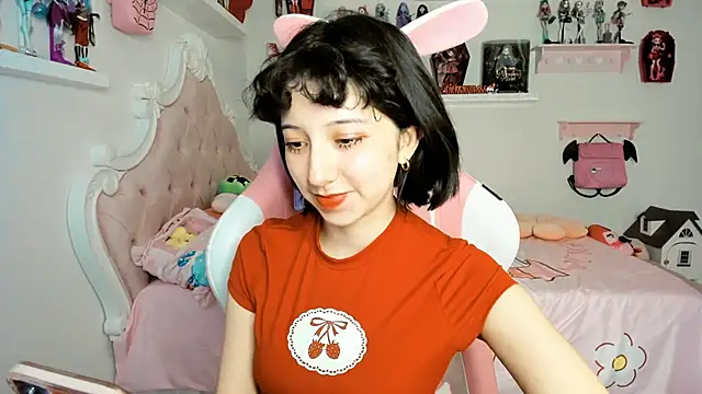 Snapshot of cherrycute chatting on November 29, 2025, 8:39 am cherrycute online show from November 29, 2025, 8:39 am