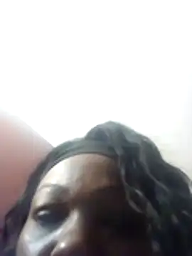 Snapshot of tgriff2k chatting on December 3, 2025, 7:38 am tgriff2k online show from December 3, 2025, 7:38 am