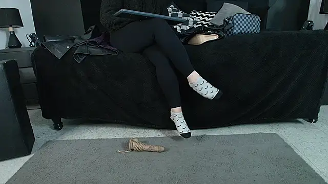 Snapshot of _Jade_16 chatting on October 1, 2025, 11:49 am Jade 16 online show from October 1, 2025, 11:49 am