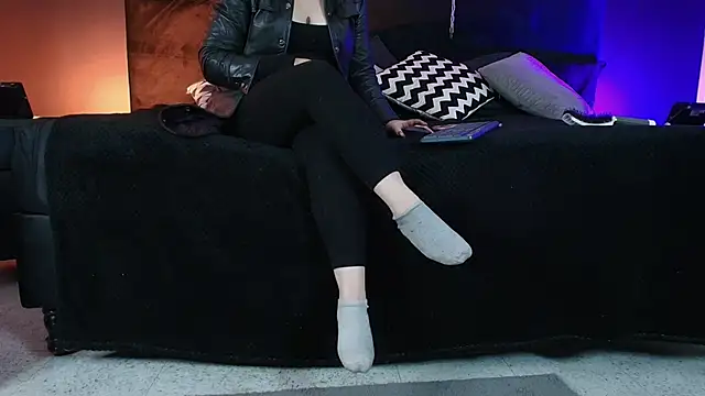 Snapshot of _Jade_16 chatting on October 15, 2025, 11:43 am Jade 16 online show from October 15, 2025, 11:43 am