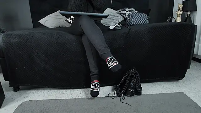 Snapshot of _Jade_16 chatting on October 18, 2025, 11:44 am Jade 16 online show from October 18, 2025, 11:44 am