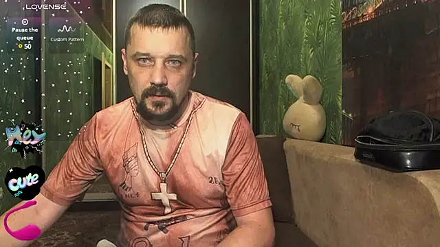 Snapshot of DanielOhCool chatting on December 23, 2024, 5:22 pm DanielOhCool online show from December 23, 2024, 5:22 pm