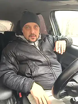 Snapshot of DanielOhCool chatting on January 29, 2025, 12:24 pm DanielOhCool online show from January 29, 2025, 12:24 pm