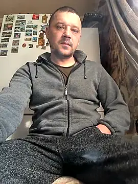 Snapshot of DanielOhCool chatting on February 26, 2025, 7:31 am DanielOhCool online show from February 26, 2025, 7:31 am