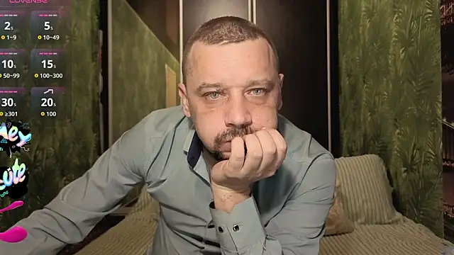 Snapshot of DanielOhCool chatting on November 6, 2025, 5:41 am DanielOhCool online show from November 6, 2025, 5:41 am