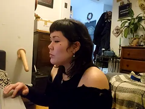 missemi online show from February 18, 2026, 12:50 am