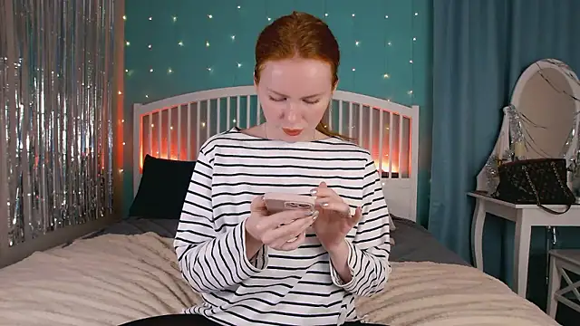 Snapshot of GingerArin chatting on January 9, 2026, 1:47 pm GingerArin online show from January 9, 2026, 1:47 pm