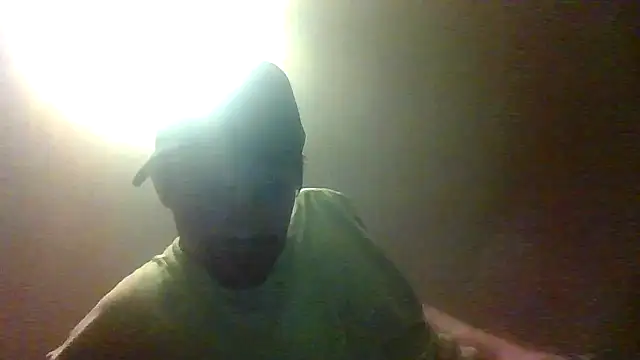 Snapshot of youngbuck6874 chatting on June 6, 2026, 3:55 am youngbuck6874 online show from June 6, 2026, 3:55 am
