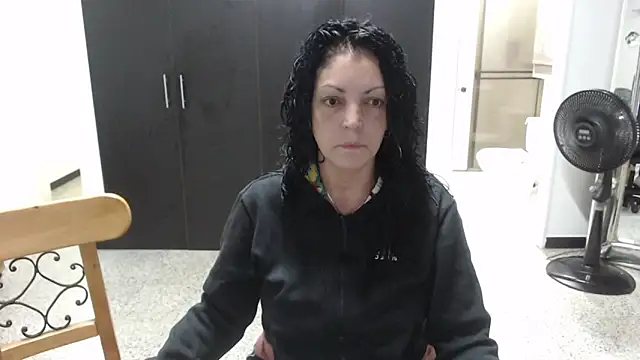 mijal queen online show from March 15, 2025, 2:35 am