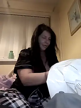 Leanne43 online show from March 13, 2025, 8:32 pm