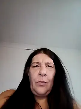 Snapshot of Leanne43 chatting on April 4, 2026, 6:16 pm Leanne43 online show from April 4, 2026, 6:16 pm