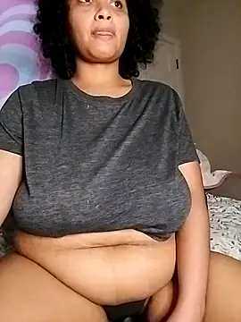 Snapshot of TasteeKitty chatting on September 19, 2025, 2:40 pm TasteeKitty online show from September 19, 2025, 2:40 pm