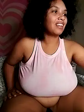 Snapshot of TasteeKitty chatting on October 20, 2025, 5:52 am TasteeKitty online show from October 20, 2025, 5:52 am