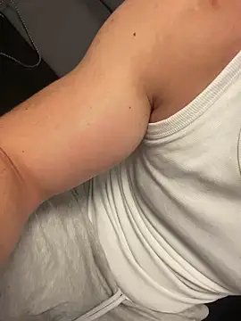 bestofsex99 online show from September 22, 2025, 5:26 pm