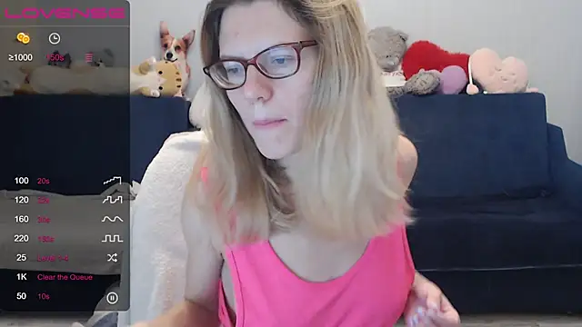 night is dark online show from December 3, 2024, 2:05 pm