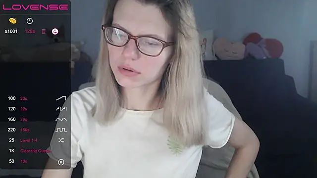 night is dark online show from February 20, 2025, 9:53 pm