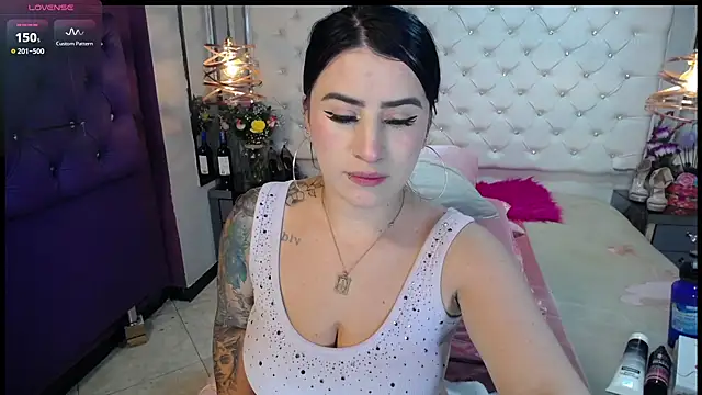 Snapshot of Nara_belen chatting on December 5, 2024, 3:37 am Nara belen online show from December 5, 2024, 3:37 am